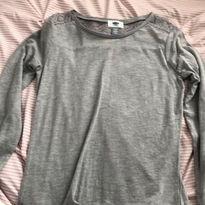Old navy gray long sleeved top